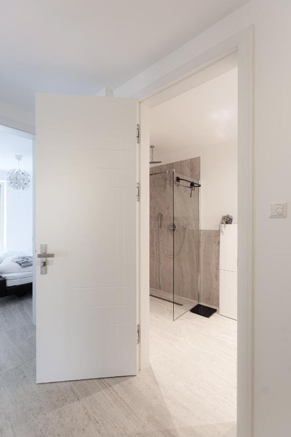 Lulex IV - Traumwohnung Terasse Garten In Neuss Bagian luar foto